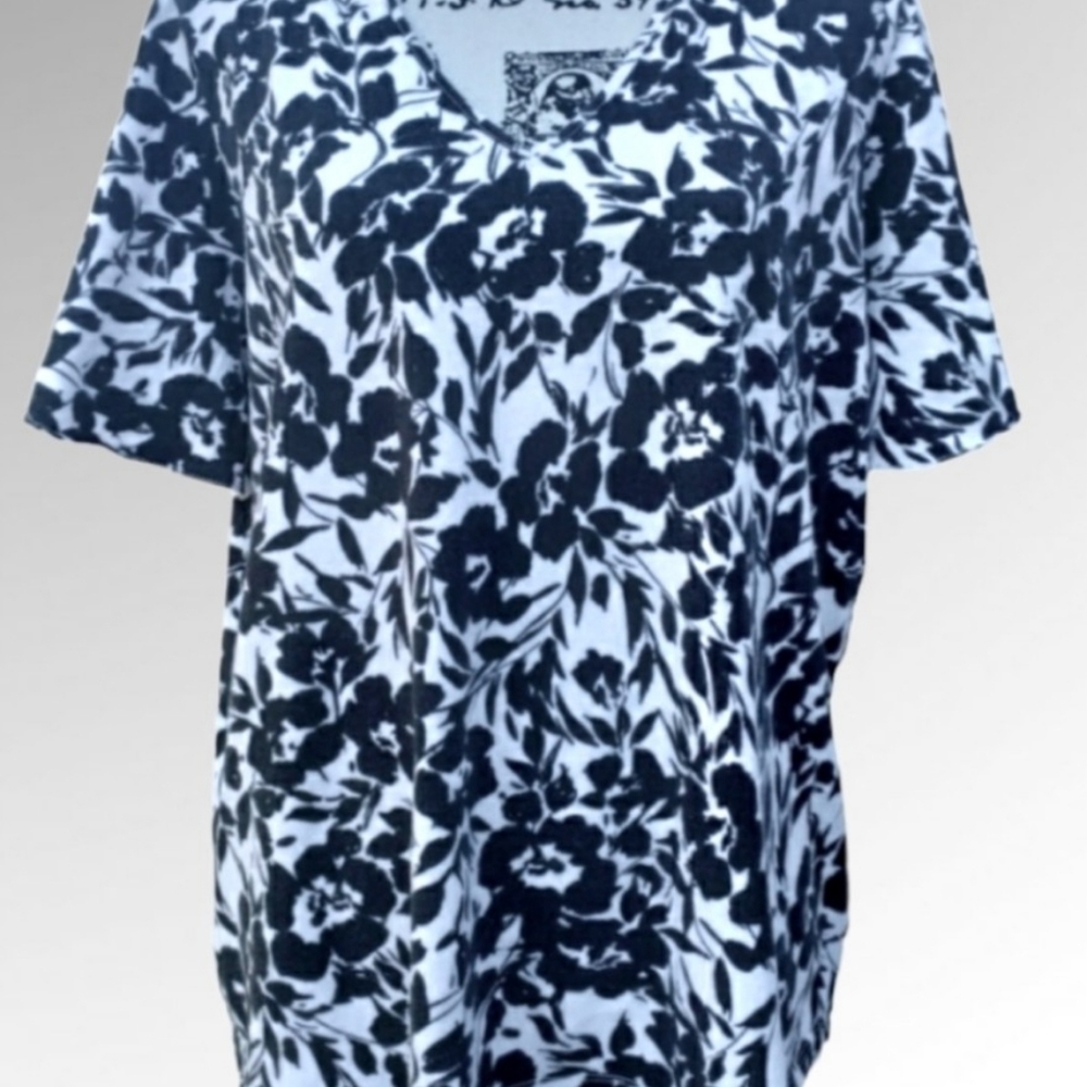 CHAPS BLACK AND WHITE FLOWERED TOP 3X - Picture 8 of 8